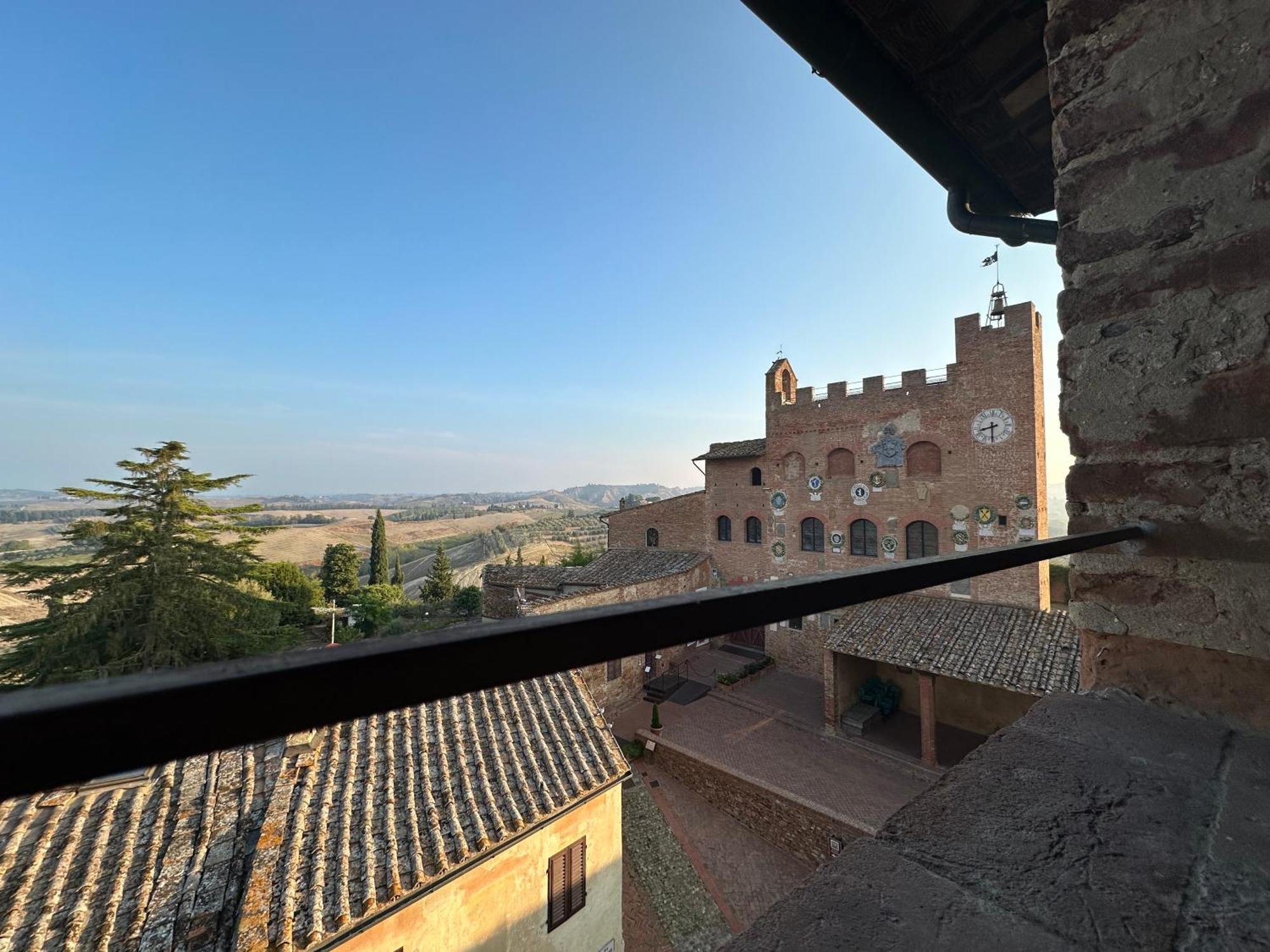 Antica Torre Del Borgo Bed and Breakfast Certaldo Exteriör bild